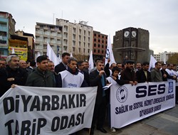 Diyarbekir Devlet Hastanesi’nin Kapatılmak İstenmesi Protesto Edildi