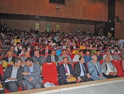 Hakkâri'de Bir Konferans